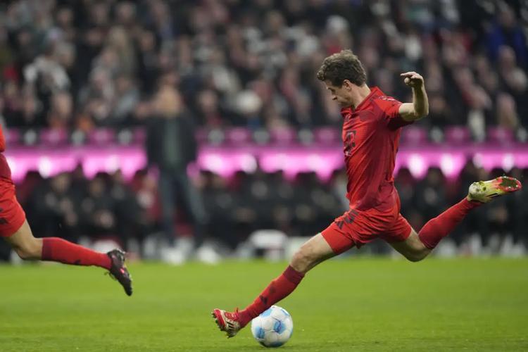 法兰克福击败拜仁 法兰克福击败拜仁